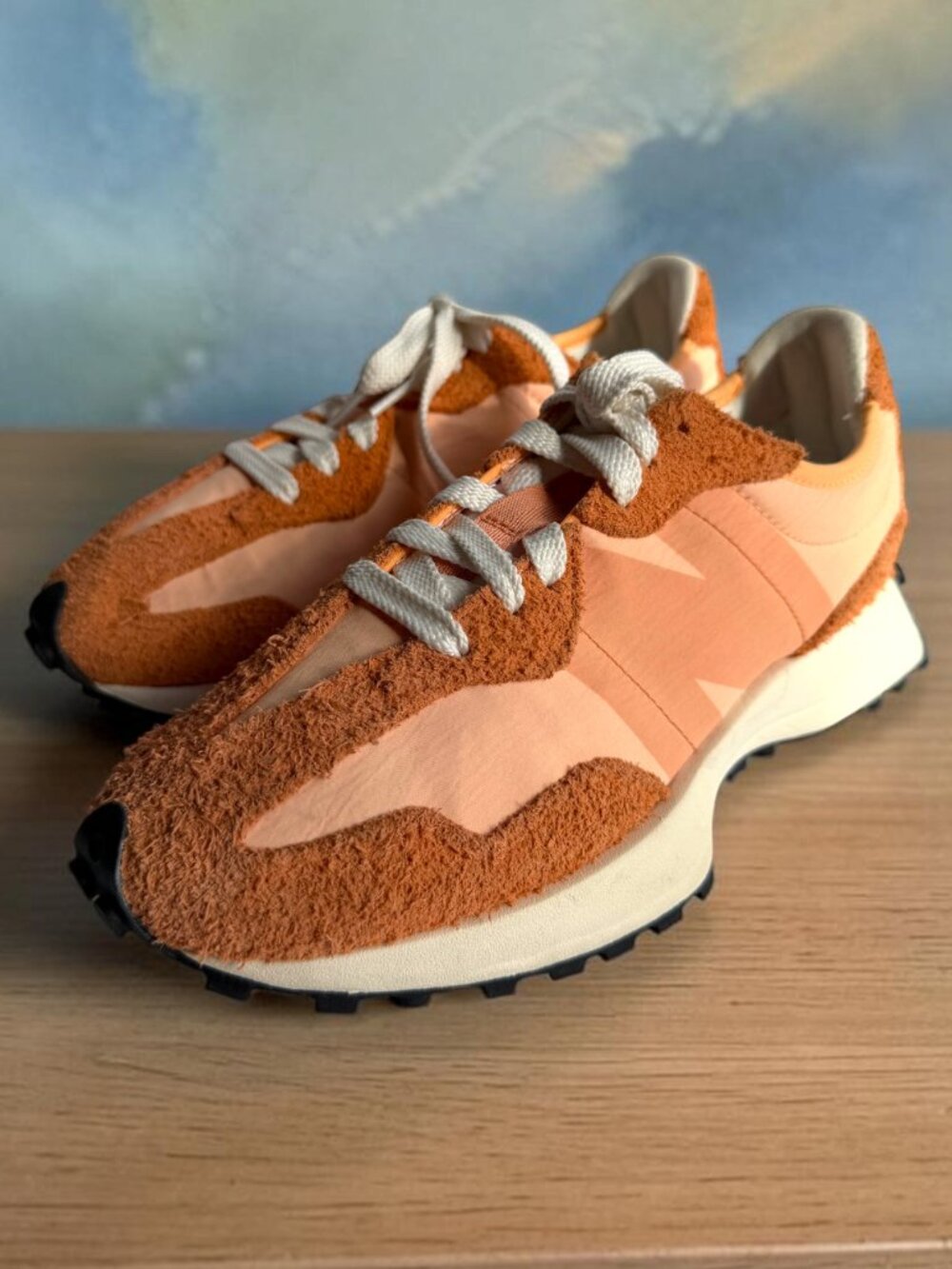 New Balance 327 Women’s Size 8.5 Copper Peach Blossom Orange Suede Sneakers